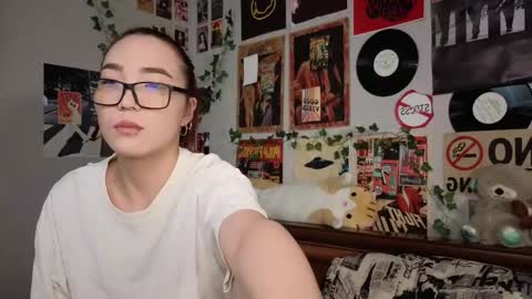 Yuna online show from 3, 12, 2025