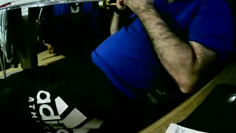 Snapshot of coyote017 chatting on 17, 2, 2025 coyote017 online show from 17, 2, 2025