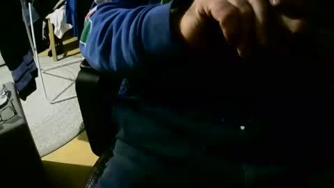 Snapshot of coyote017 chatting on 13, 10, 2025 coyote017 online show from 13, 10, 2025