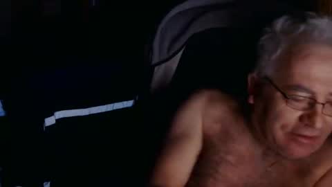 Snapshot of coyote017 chatting on 15, 3, 2026 coyote017 online show from 15, 3, 2026