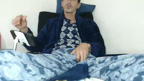 Snapshot of cr7ofcock chatting on 4, 1, 2025 cr7ofcock online show from 4, 1, 2025