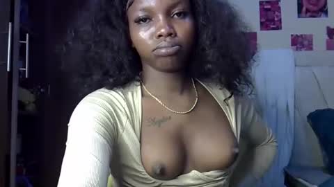 craizybitch online show from 13, 4, 2026