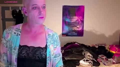 CrashGothic online show from 10, 3, 2026