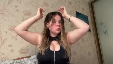 Snapshot of crave_elise chatting on 24, 10, 2025 Elise online show from 24, 10, 2025