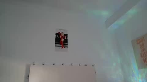 crazy sweetie online show from 21, 4, 2026