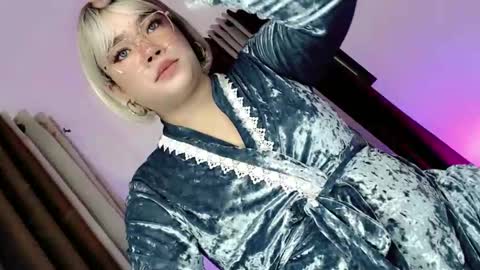 Hot Ayisha online show from 30, 3, 2026