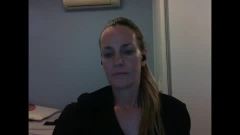 Anny online show from 2, 10, 2025