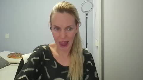 Anny online show from 1, 4, 2026