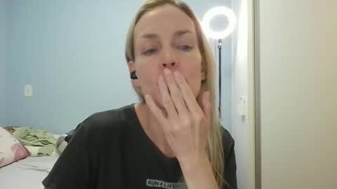 Anny online show from 23, 4, 2026