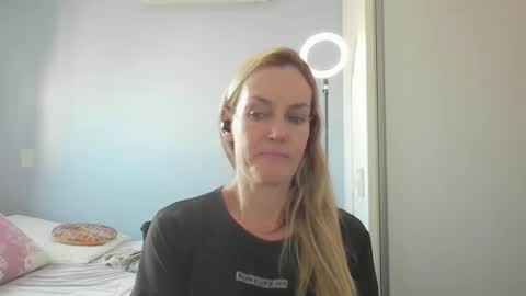 Anny online show from 24, 4, 2026