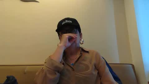 Kelly   online show from 28, 4, 2026