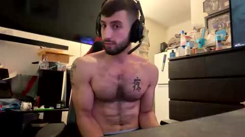 Snapshot of crazydill28 chatting on 27, 11, 2025 crazydill28 online show from 27, 11, 2025