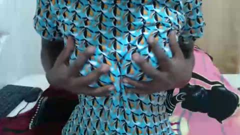 Ebonie online show from 17, 9, 2025