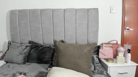 LAURA online show from 10, 10, 2025