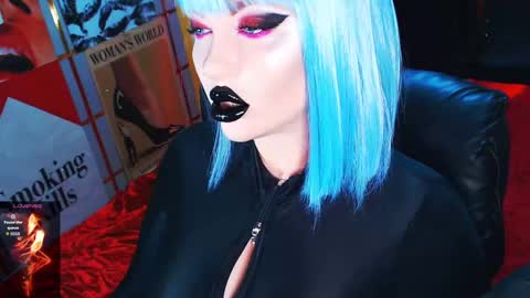 Snapshot of crazypinkyball chatting on 7, 6, 2026 Roxy online show from 7, 6, 2026