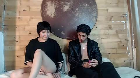  CAMILA Y SEBASTIAN online show from 15, 1, 2025