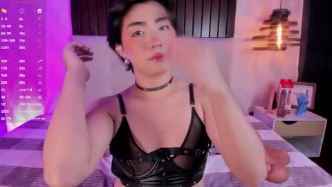 Snapshot of creamy_angelo chatting on 18, 11, 2025 creamy_angelo online show from 18, 11, 2025