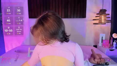 Snapshot of creamy_angelo chatting on 17, 5, 2026 creamy_angelo online show from 17, 5, 2026