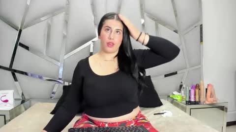 Criistaal   online show from 3, 2, 2026