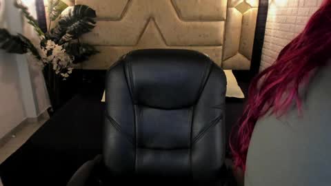 Tatiana  online show from 1, 4, 2026