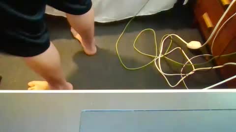 W online show from 12, 2, 2025