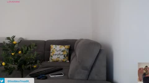 cris_tinne online show from 12, 4, 2026