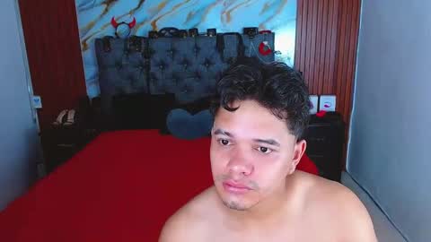 CRISANDMERY online show from 18, 3, 2026