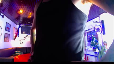 Snapshot of crismens chatting on 16, 12, 2025 crismens online show from 16, 12, 2025