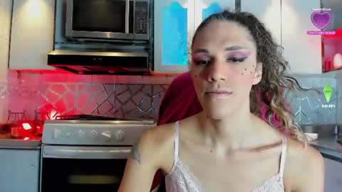 Cristina Onazis online show from 10, 6, 2026