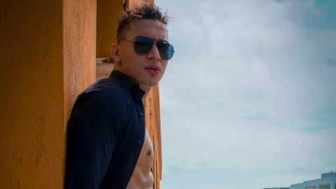 Cristopher online show from 2, 4, 2026