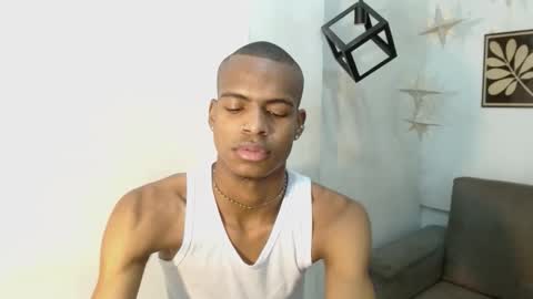 criss_zuri online show from 7, 10, 2025