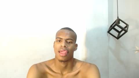 criss_zuri online show from 16, 10, 2025