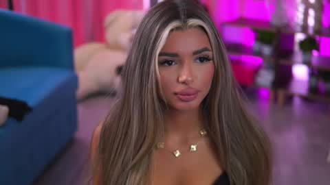 Crissy online show from 27, 4, 2026