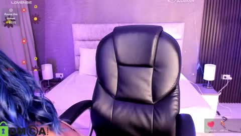 cristal__adams online show from 3, 11, 2025