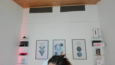 Cristal online show from 3, 2, 2025