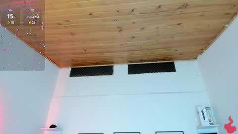 Cristal online show from 9, 3, 2025