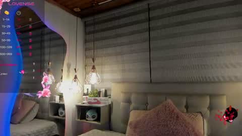 Snapshot of cristal__hot_1 chatting on 4, 7, 2026 Cristal online show from 4, 7, 2026