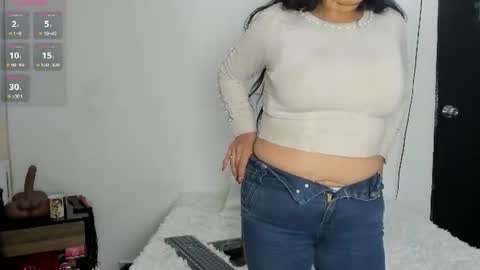 Snapshot of cristal_coopeer chatting on 10, 6, 2026 Cristal yours Milf online show from 10, 6, 2026