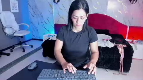 Cristal online show from 16, 7, 2026