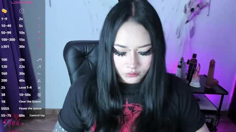 Cris online show from 5, 3, 2025