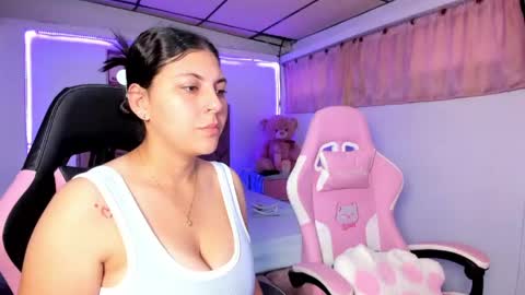 cristal_smith20 online show from 5, 6, 2026