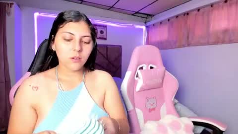 cristal_smith20 online show from 12, 6, 2026