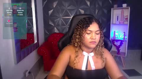 Snapshot of cristal_war chatting on 17, 12, 2025 Cristal online show from 17, 12, 2025