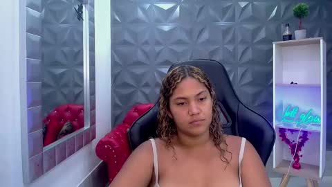 Snapshot of cristal_war chatting on 8, 2, 2026 Cristal online show from 8, 2, 2026