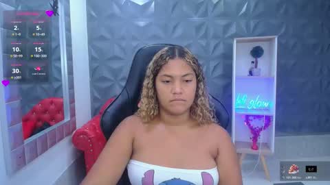 Snapshot of cristal_war chatting on 7, 3, 2026 Cristal online show from 7, 3, 2026