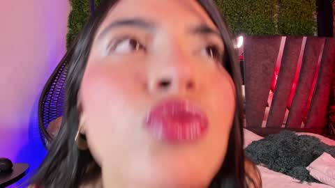 Snapshot of cristalcerati_ chatting on 29, 12, 2024 Cristal online show from 29, 12, 2024