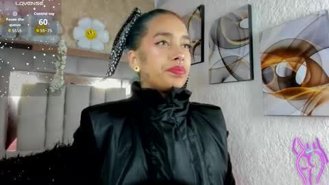   online show from 14, 11, 2025