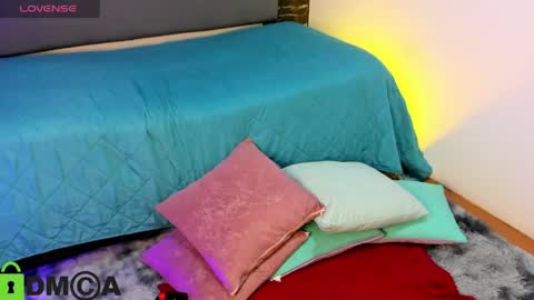 cristal acosta online show from 9, 5, 2026