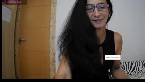   online show from 2, 10, 2025