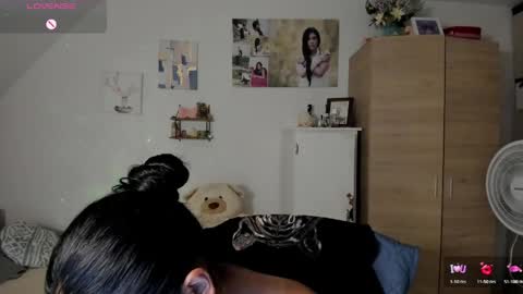 Snapshot of cristamunez chatting on 15, 5, 2026 veronika online show from 15, 5, 2026